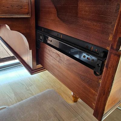 Four Dovetailed Drawer Desk (LR-JS)