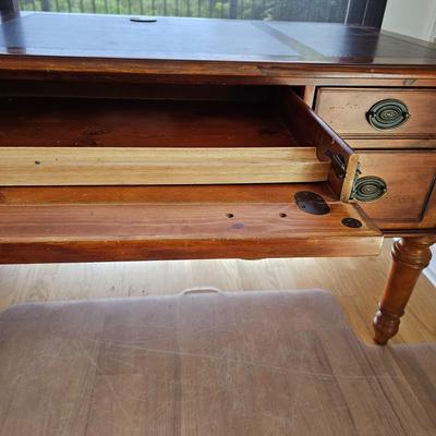 Four Dovetailed Drawer Desk (LR-JS)
