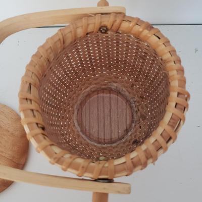 Nantucket Woven Handled Basket, Unique Bird Basket and Wicker Rattle (DR-KD)