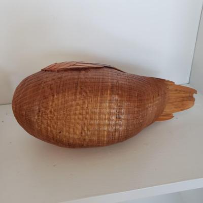 Nantucket Woven Handled Basket, Unique Bird Basket and Wicker Rattle (DR-KD)