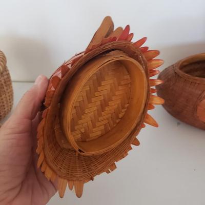 Nantucket Woven Handled Basket, Unique Bird Basket and Wicker Rattle (DR-KD)