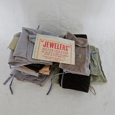 Assorted Silver/Gold Polishing Cloths & Flatware Holders (LR-JS)