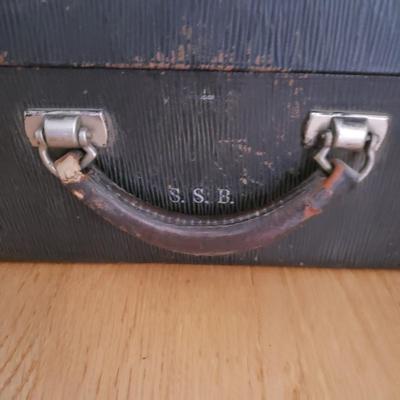 Genuine Top Grain Monogrammed Valise Case (DR-KD)
