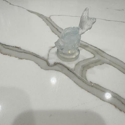Sabino, France. Fish in Art Deco opalescent Art glass sculpture.