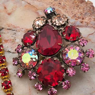 1950's Red & Aurora Borealis Necklace Earrings