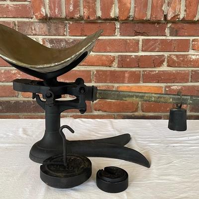 1900’s Fairbanks cast iron and brass Mercantile Scale