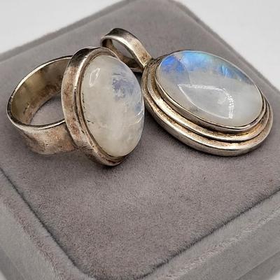 Opalescent Moonstone Ring & Pendant 28.9gr