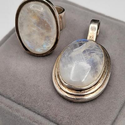 Opalescent Moonstone Ring & Pendant 28.9gr