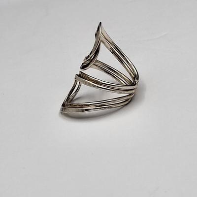 Two Vintage Sterling Silver Rings 21.7gr