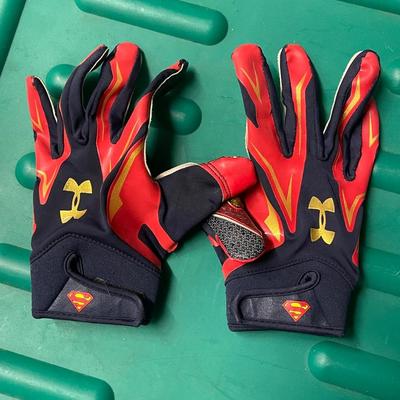 Under Armor Adult Alter Ego Football Gloves