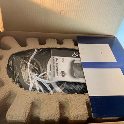 NIB Sunbeam Humidifier