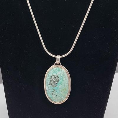 Outstanding Turquoise & Silver Pendant on 21" Chain 46gr