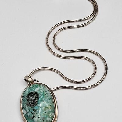 Outstanding Turquoise & Silver Pendant on 21" Chain 46gr