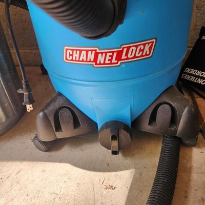 Channel Lock 8 Gallon Hp Shop Vacuum Wet Dry