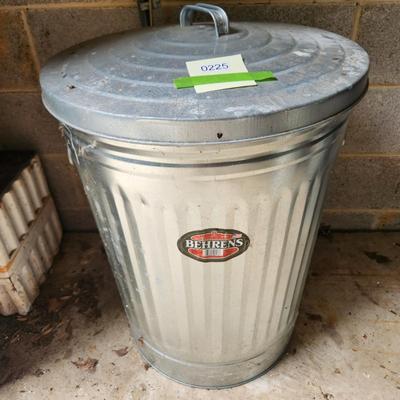 31 Gallon Behrens Metal Trash Can