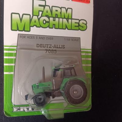 2 DIE-CAST TRACTORS