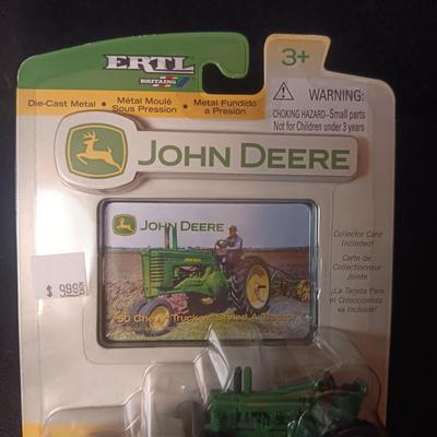2 DIE-CAST TRACTORS