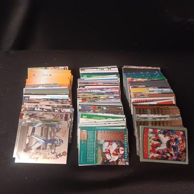FOOTBALL TRADING CARDS