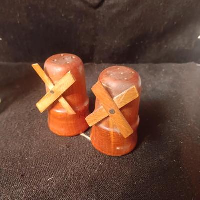 3 SETS OF SALT AND PEPPER SHAKERS