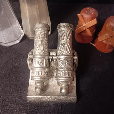 3 SETS OF SALT AND PEPPER SHAKERS