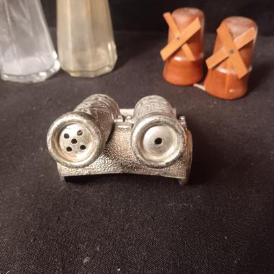 3 SETS OF SALT AND PEPPER SHAKERS