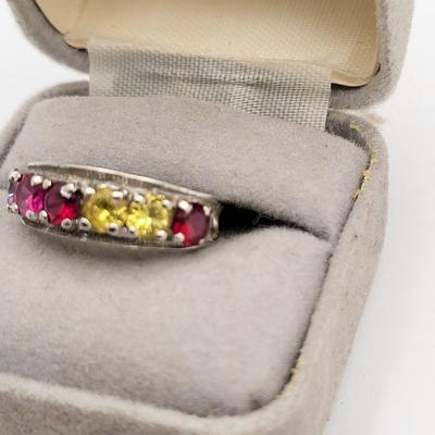 Vintage 10k White Gold & Colored Sapphire Ring 2.6gr