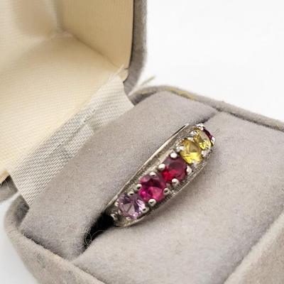Vintage 10k White Gold & Colored Sapphire Ring 2.6gr