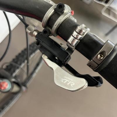 Trek Elite 9.9 Team Issue Moutain Bike