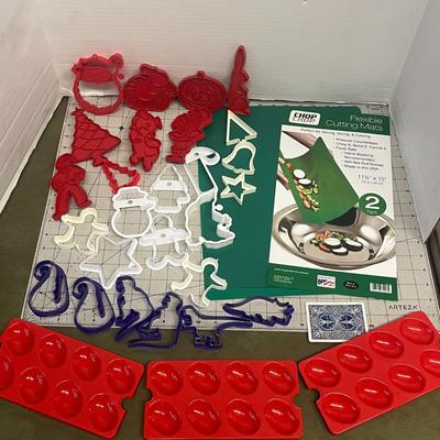 Christmas Cookie Cutters, Gift Set With 2 Flexible Kitchen Fruit Vegetable Crafts Cutting