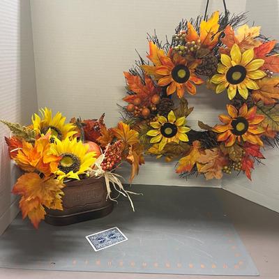 Artificial Sunflower Decor & Artificial Wreath