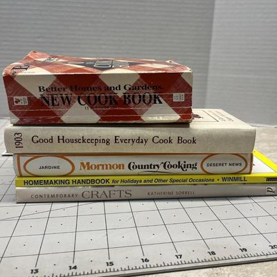 5 Cooking and Craft Books