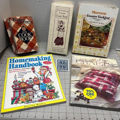5 Cooking and Craft Books