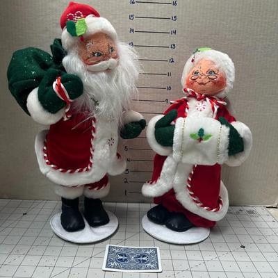 Annalee Santa Claus And Mrs Claus Dolls