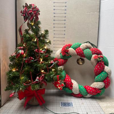 Christmas Tree & Quilted Wreath