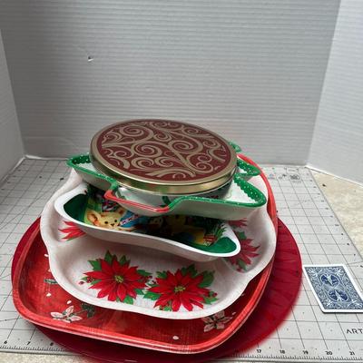 Vintage 1970's Plastic Christmas Divided Serving Trays