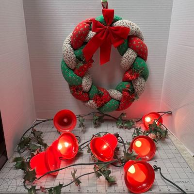 Vintage Plush Braided Large Christmas Wreath & 6 Feet Of Lighted Christmas Garland