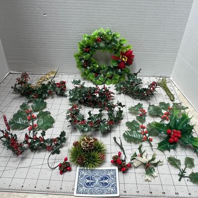 Club Bollywood Artificial Christmas Garland