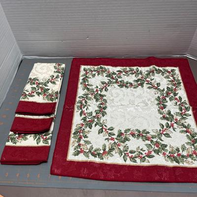 Napkins Table Cloths