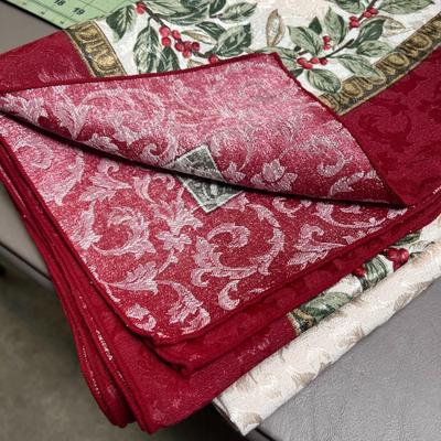 Napkins Table Cloths