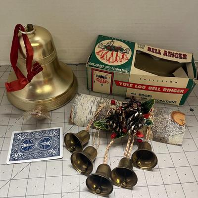 Vintage Criterion Yule Log Bell Ringer For Doors And Decorations