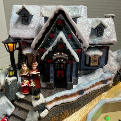 Avon Fiber Optic Musical Fountain Christmas Village ‘A’