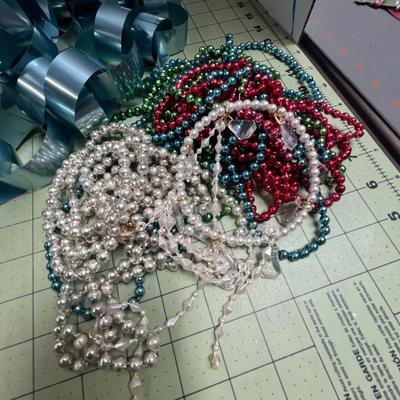Christmas Garland & Beads