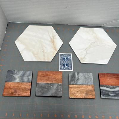 Granite /wood Effect 4 Piece Coasters and 2 Tile Trivets
