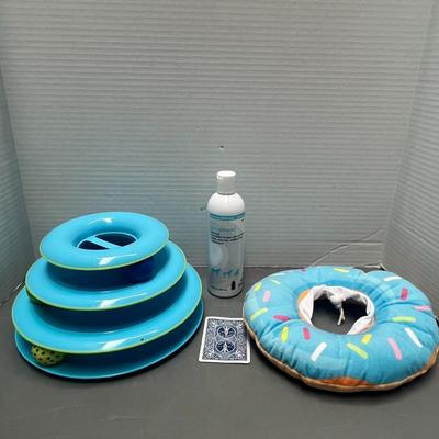 Cat Cone Collar, Kitty Toy, Pet Shampoo & Litter box liners