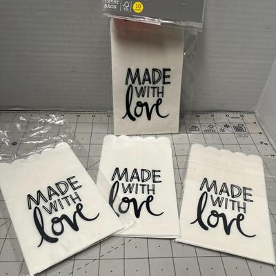 Studio His & Hers Treat Sack Bags 50 Count Made With Love 4.5" Please Read