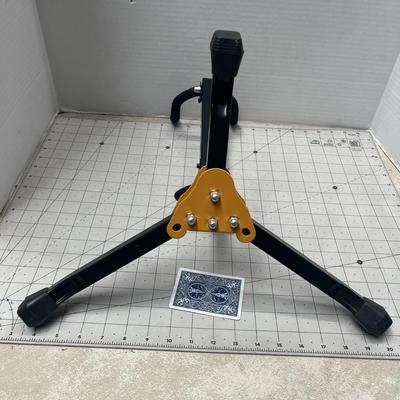 Folding Saxophone Tripod Stand Holder