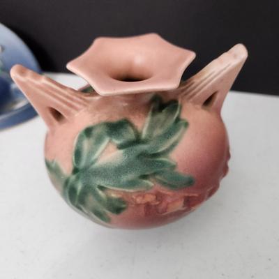 2 Vintage Rossville Pottery Wall Pocket and Bleeding Heart Vase