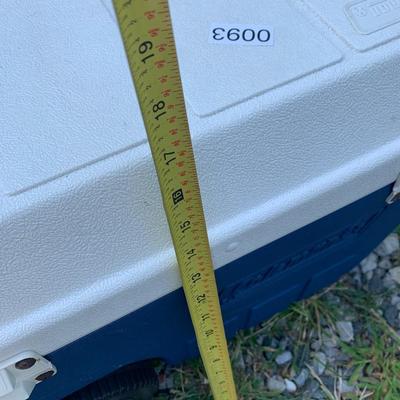Large Coleman Cooler On Wheels W/ Handle