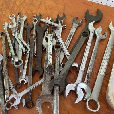 Large Mixed Hand Tools Lot