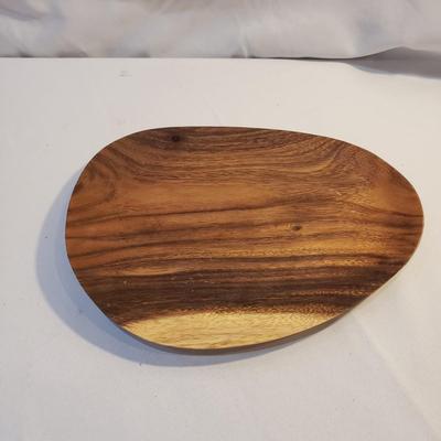 Handcrafted Wooden Serving Trays, Baskets and More (LR-KD)
